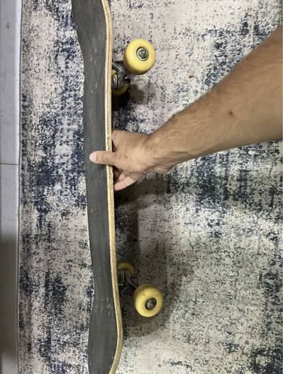 Skateboard Imported (Canada)
