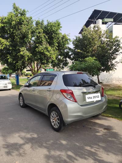 Toyota Vitz 2012