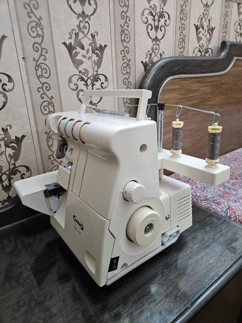 Mezzo OverLock 7
