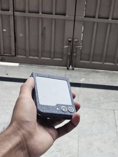 Samsung Mobile Z Flip 5