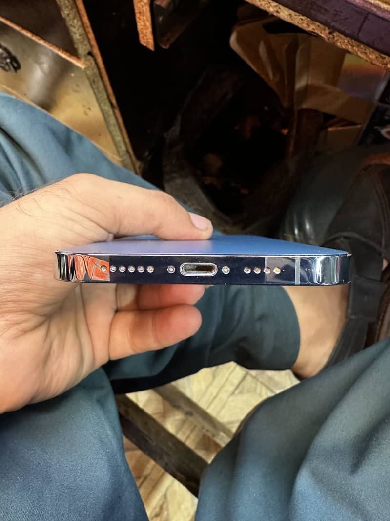 Apple iPhone 12 Pro Max 3