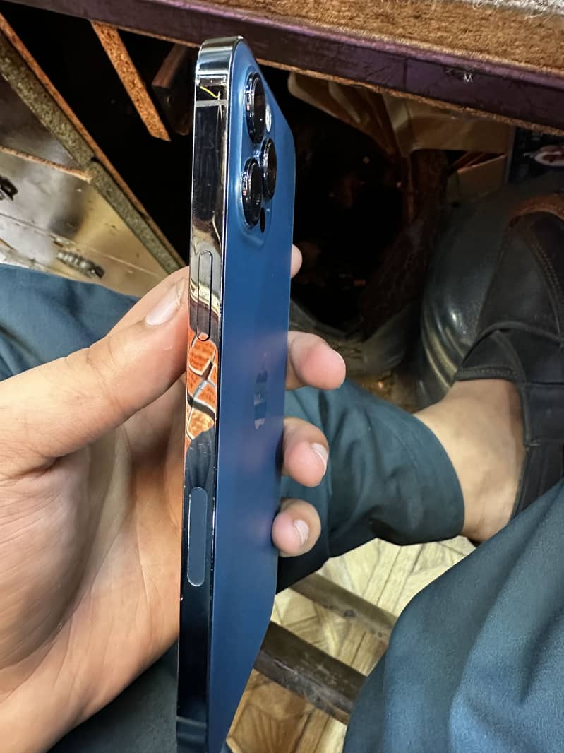 Apple iPhone 12 Pro Max 5