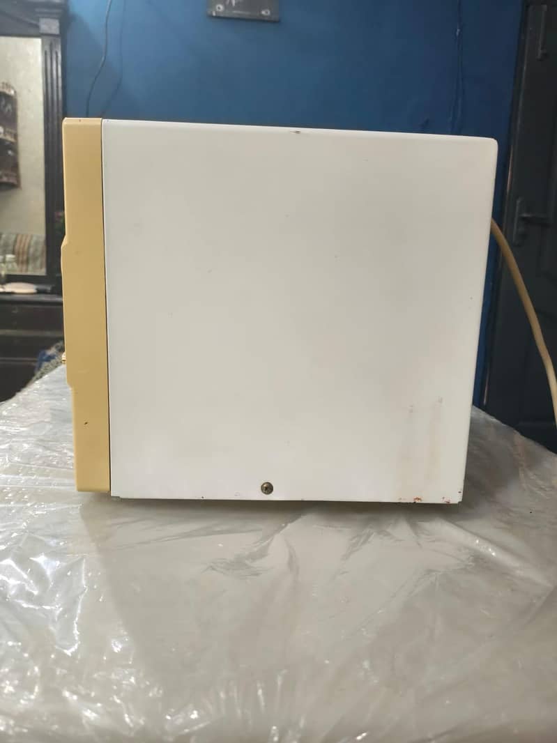 Dawlance microwave 5
