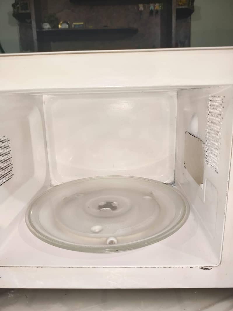 Dawlance microwave 6