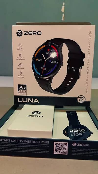 Zero life Luna smart watch brand new
