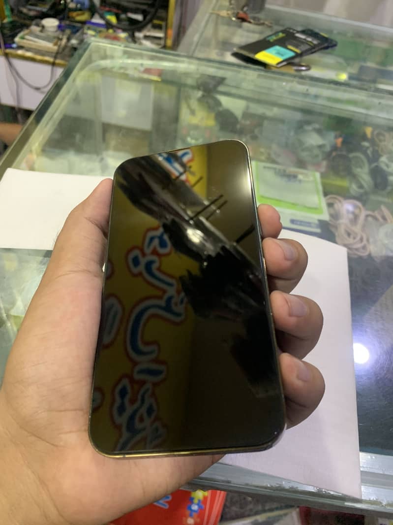 Iphone 13 pro mdm 16