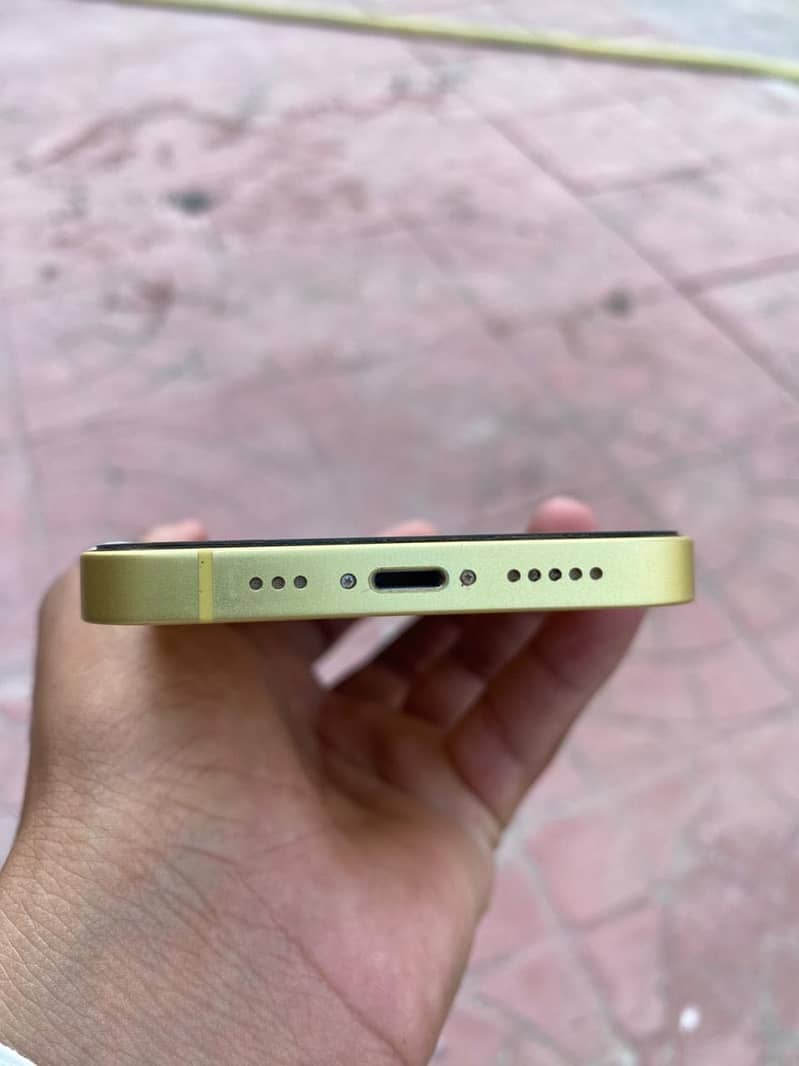 Apple iPhone 14 6