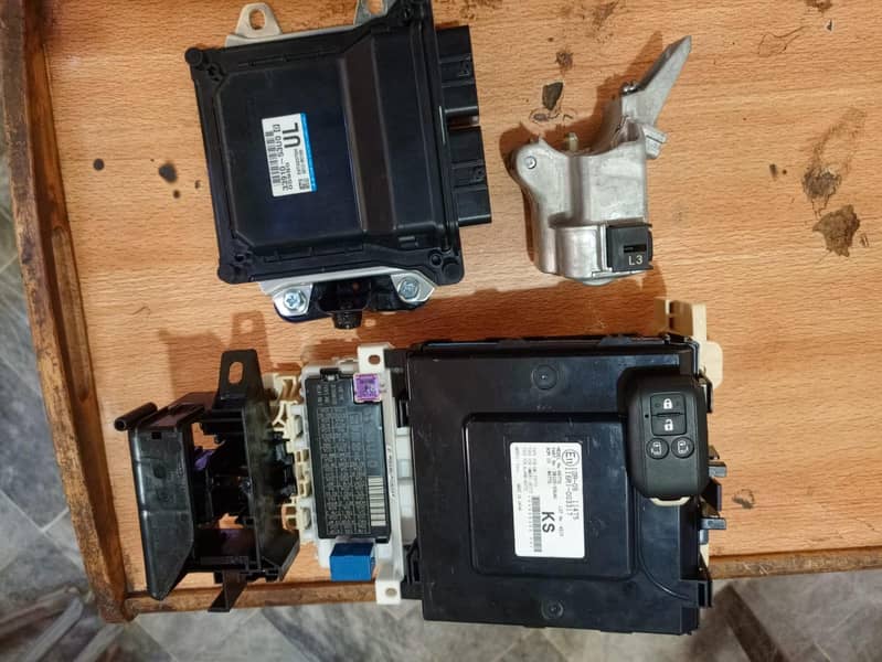 key maker/car remote key maker/locksmith 16