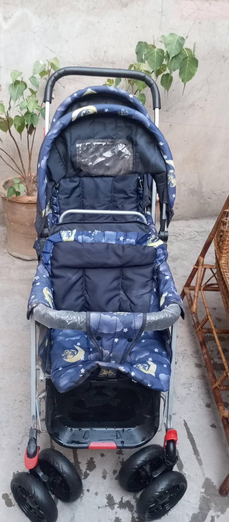 Twin pram 2