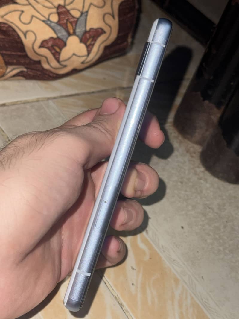 Google Pixel 7a 2