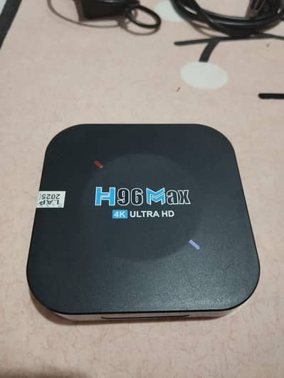 H96 Max 4K Ultra HD Android TV Box Device