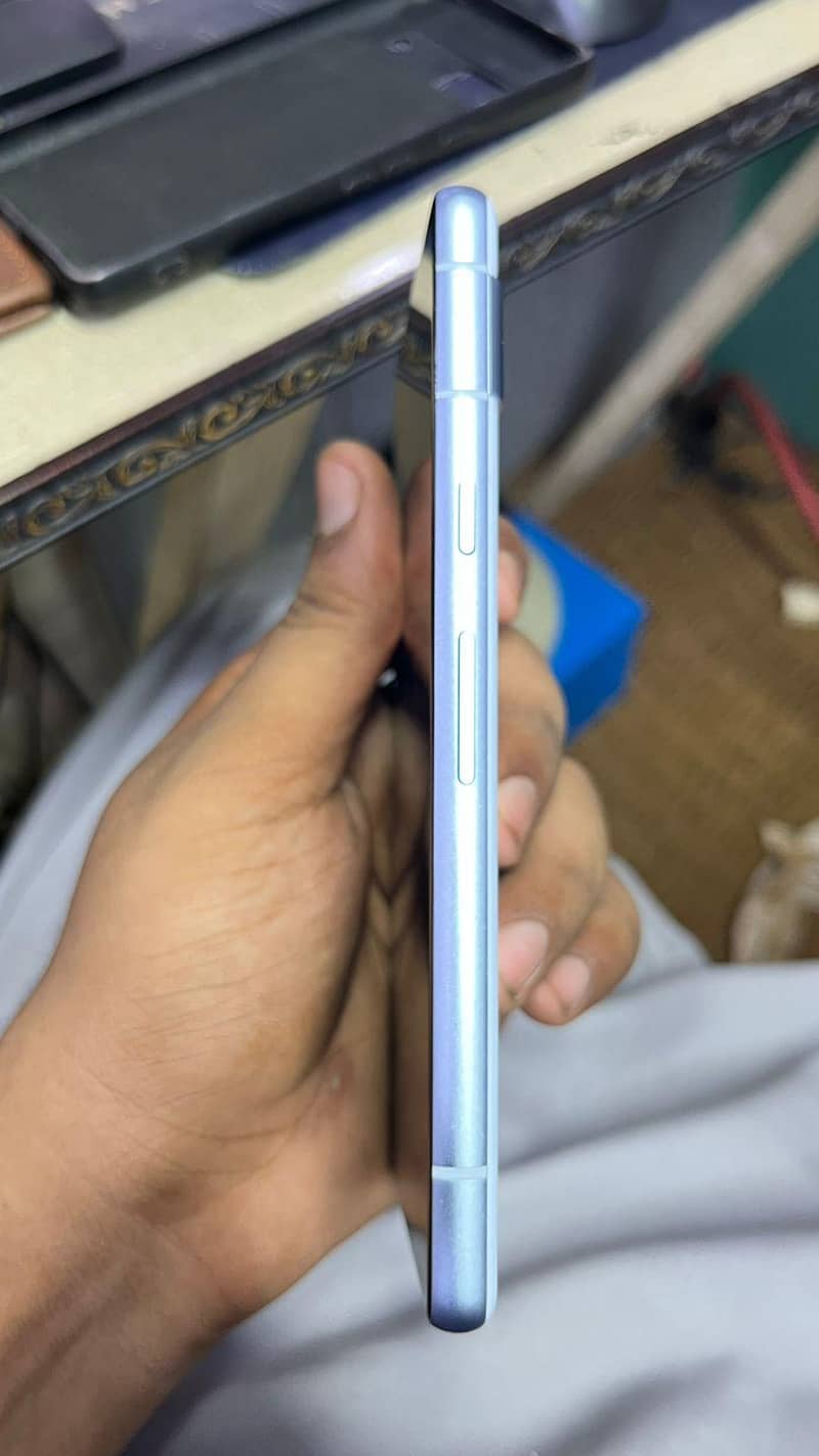 Google Pixel 7a 4