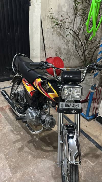 Honda CD 70 2026 model 10/9 condition for sale