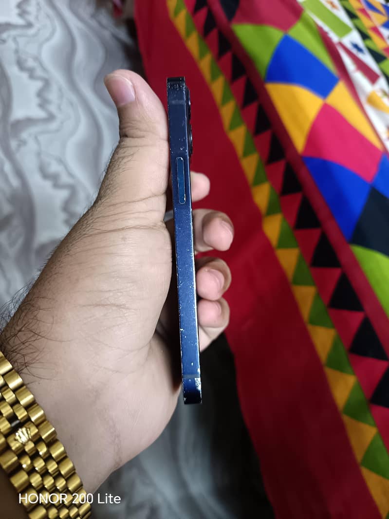Apple iPhone 12 mini 3