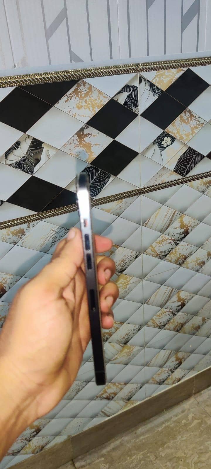 Apple iPhone 12 Pro Max 4