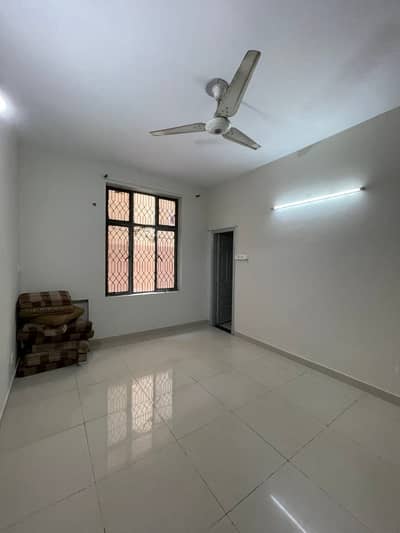 DOUBLE STOREY HOUSE TEN MARLA AVAILABLE FOR SALE IN WAPDA TOWN