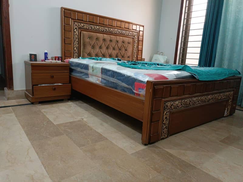 this is Complete bed set 0