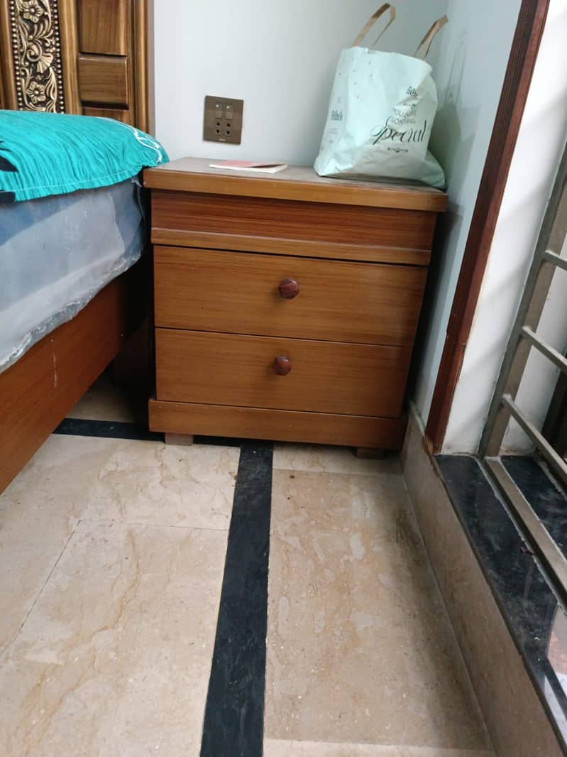 this is Complete bed set 2