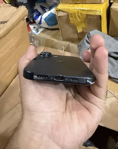 IPhone 16 JV