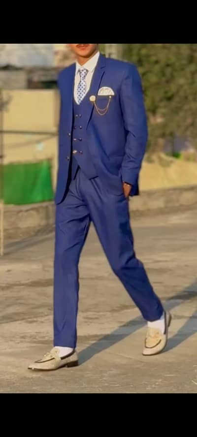 Men’s Complete  large size 3-Piece Suit Set +shoes Size 36 ,Blue color
