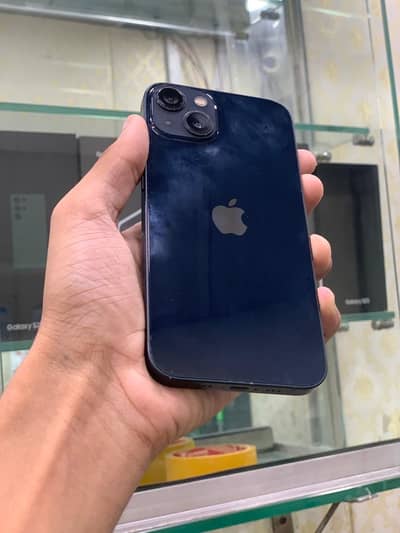 Apple iPhone 13 jv