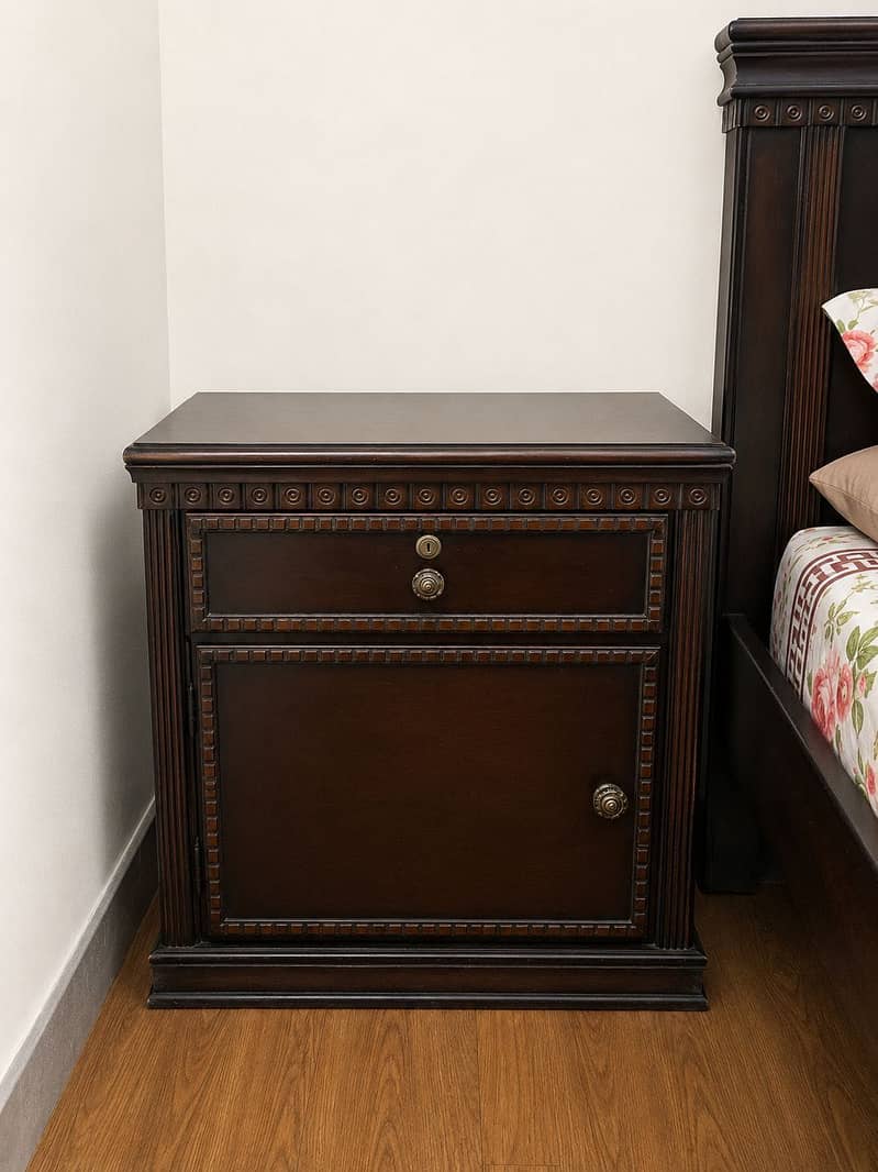 Bed set without mattress 1