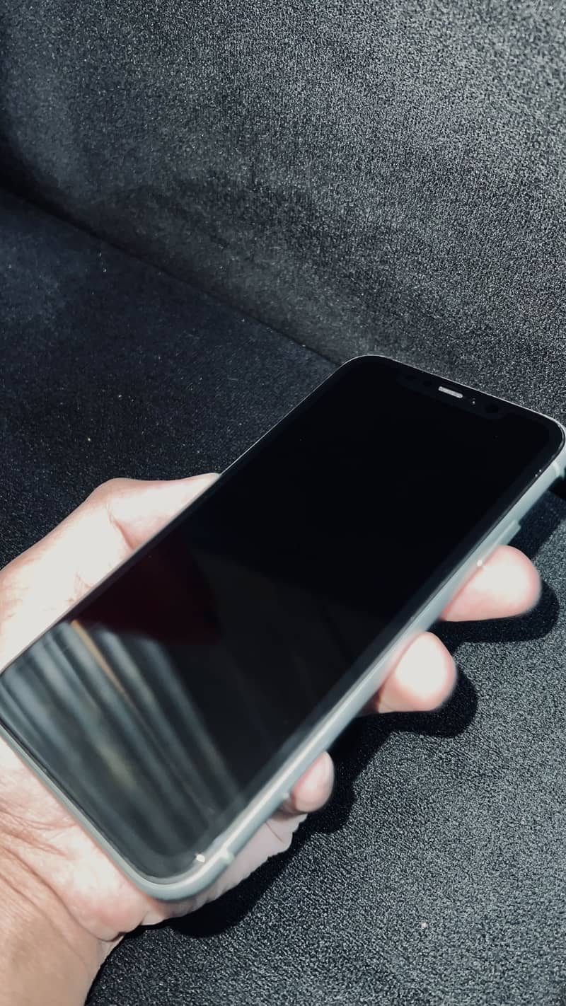 Apple iPhone 11 2