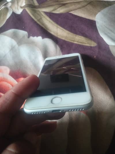 Apple iPhone 8