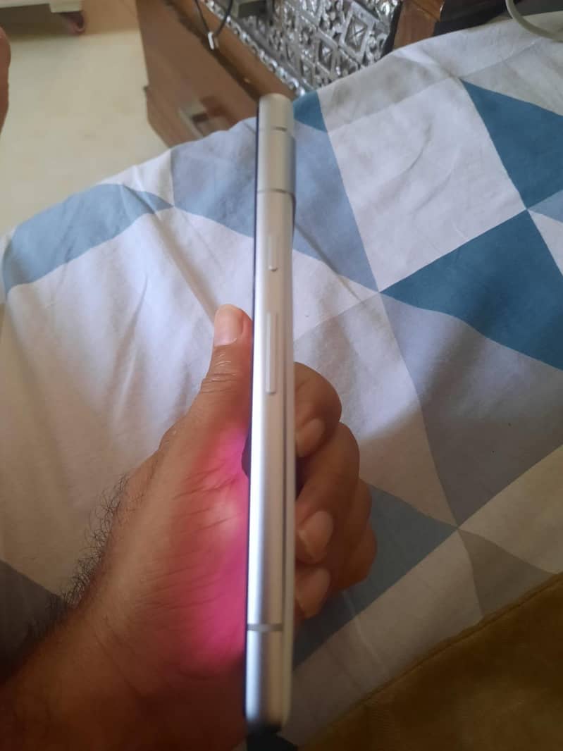 Google Pixel 7a 2