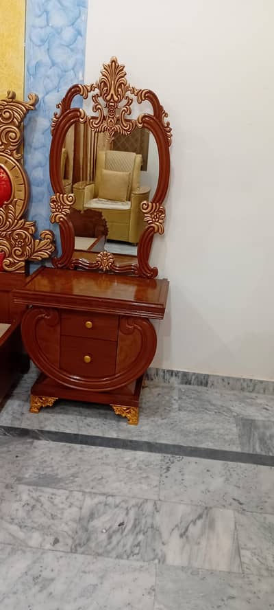 Queen bed for sale