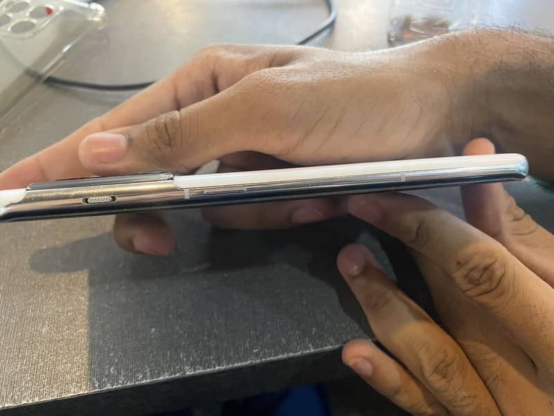 One Plus 10 Pro 5