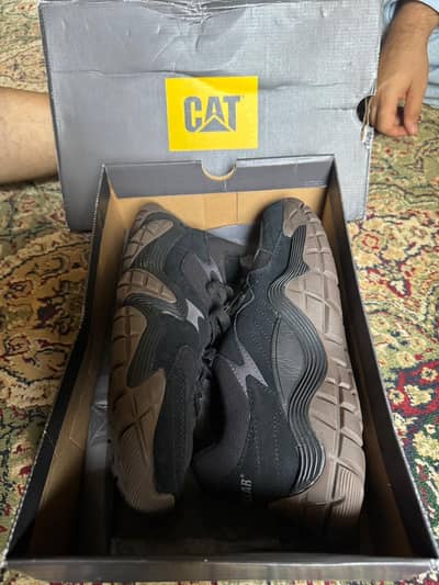 Original CAT Caterpillar Vapor Shoe – P110192