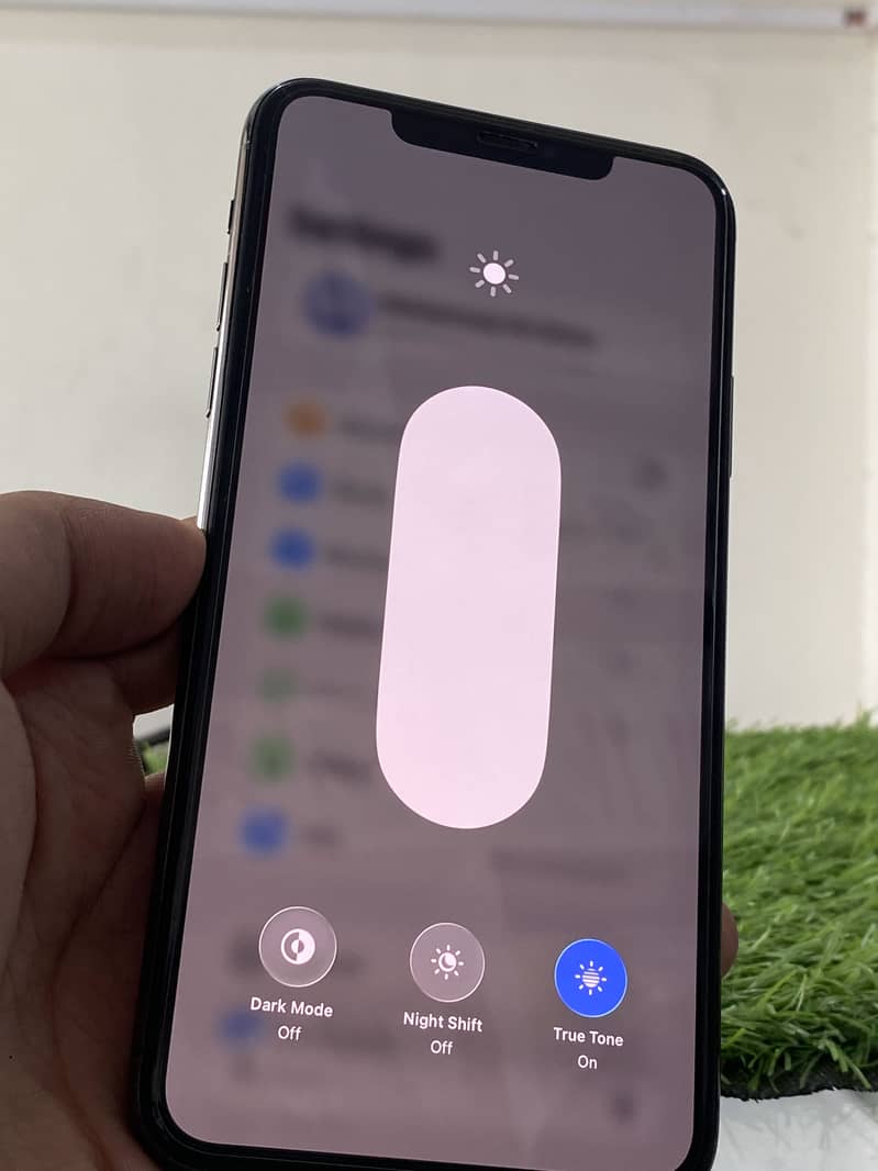Apple iPhone 11 Pro Max 5