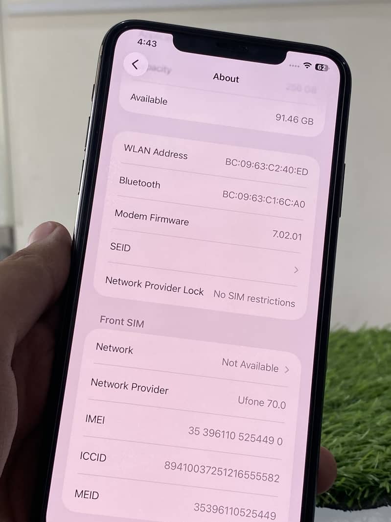 Apple iPhone 11 Pro Max 8