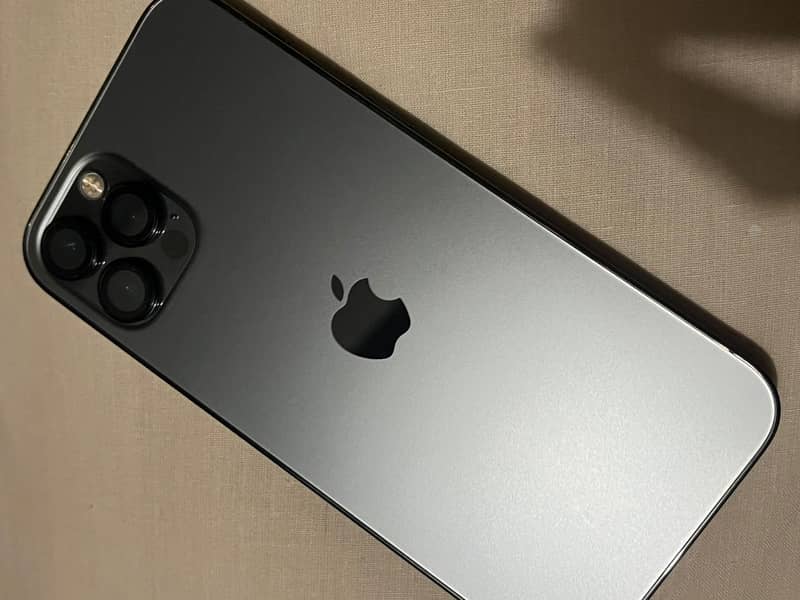 Apple iPhone 12 Pro 1
