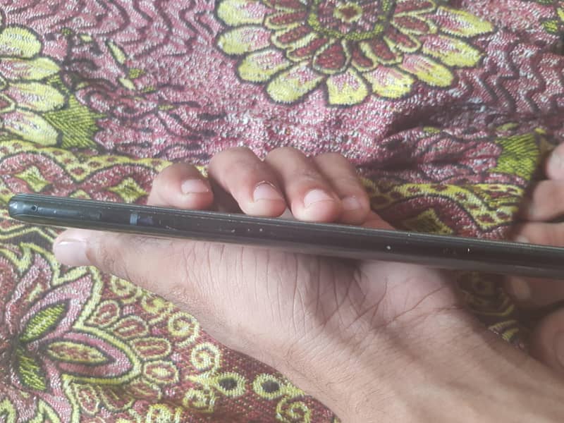 One Plus 6T 3