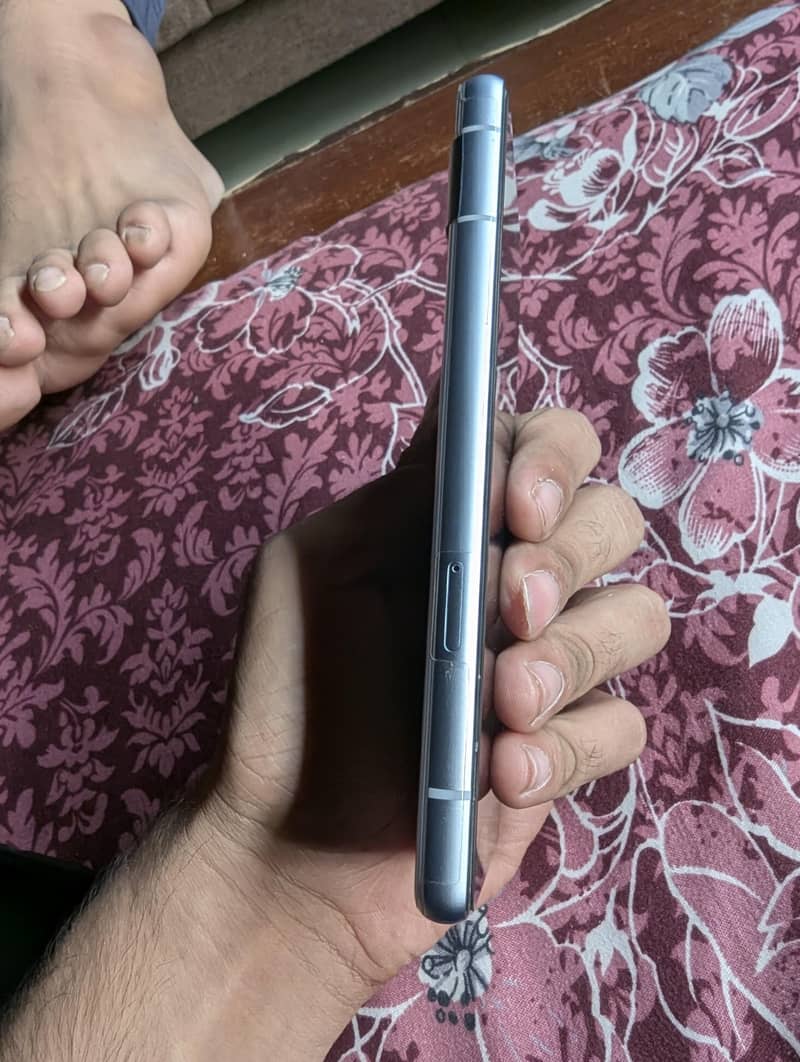 Google Pixel 7a 5