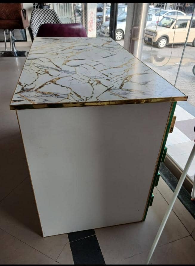 Office Table Executive 1