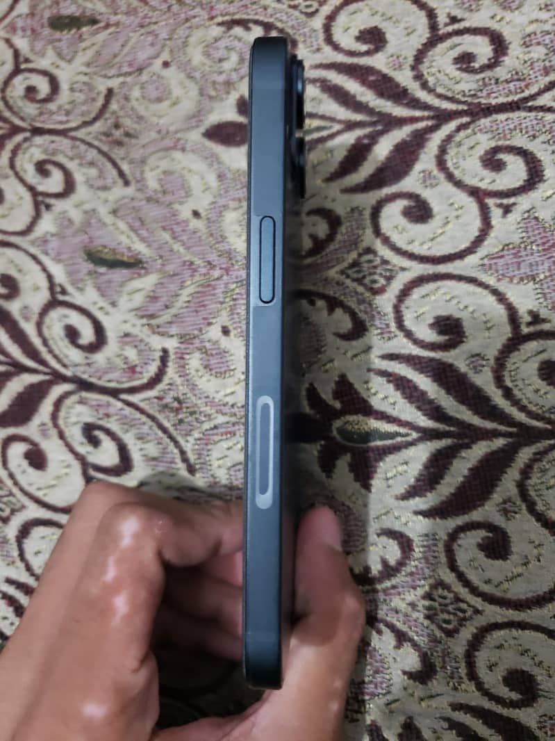Apple iPhone 14 2