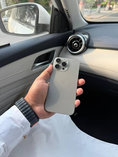 Apple iPhone 15 Pro Max