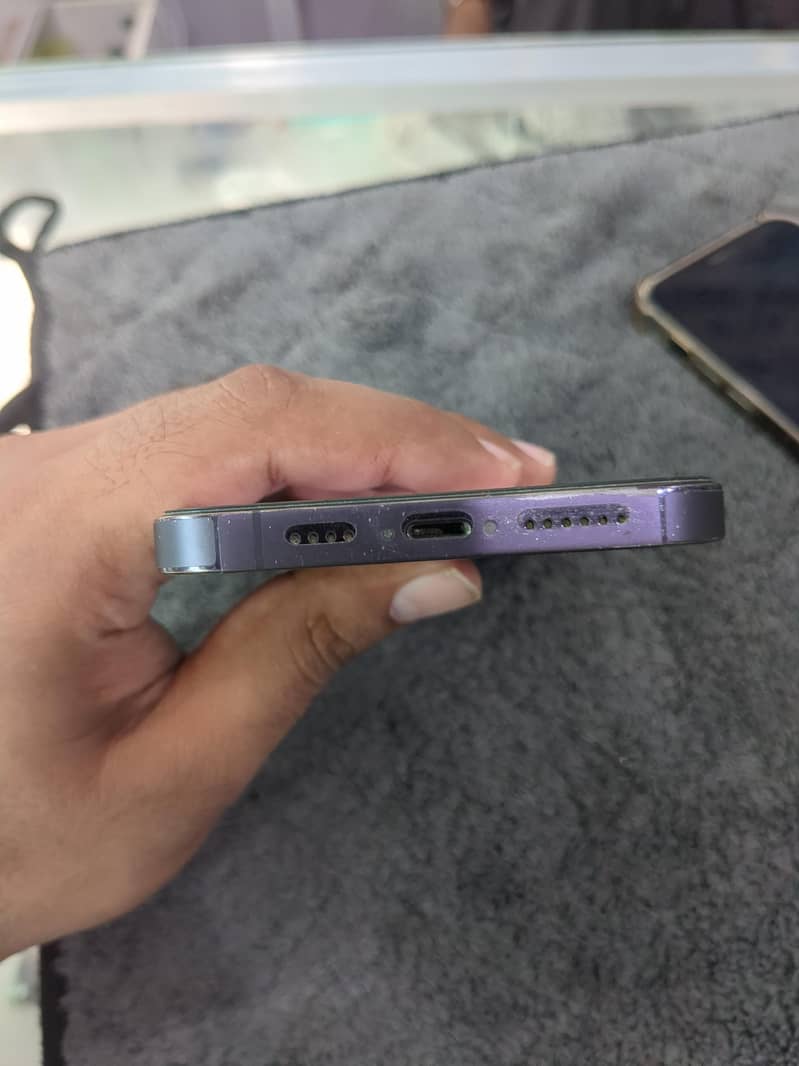 Apple iPhone 14 Pro Max 2