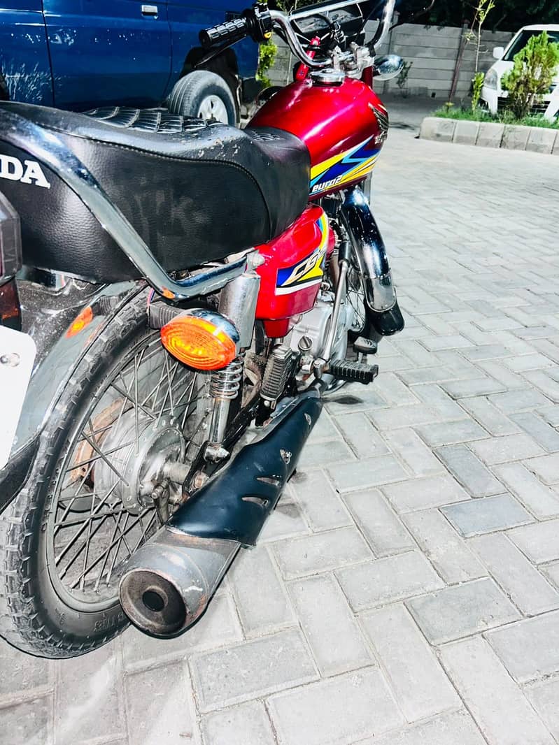 HONDA 125 1