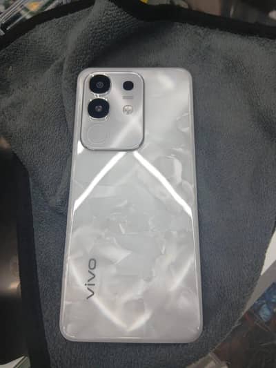 Vivo Y29
