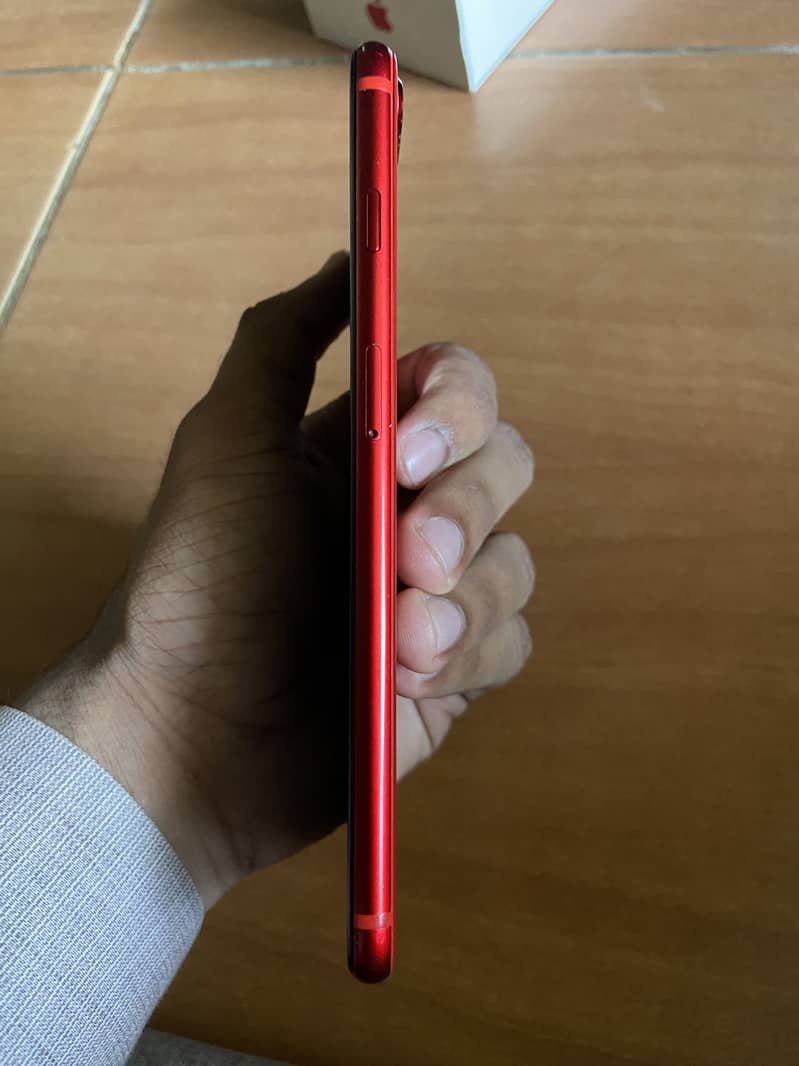 Apple iPhone 8 Plus 1