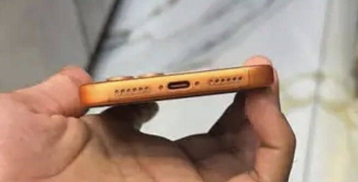 Apple iPhone 17 Pro Max 3