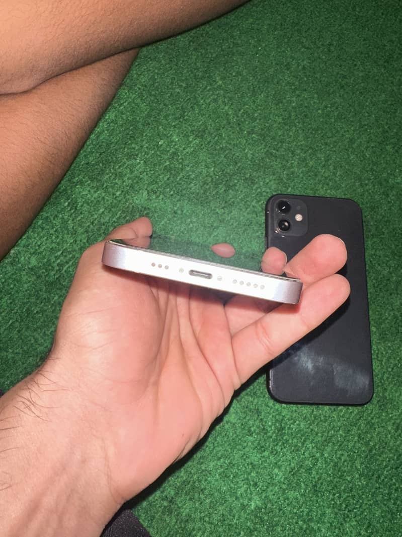 Apple iPhone 11 8