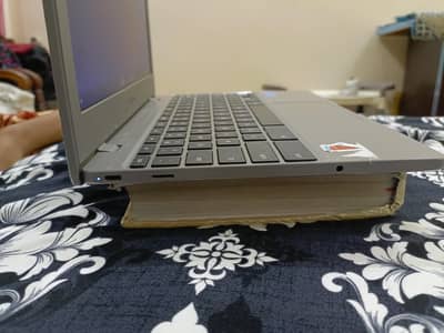 laptop chrome book