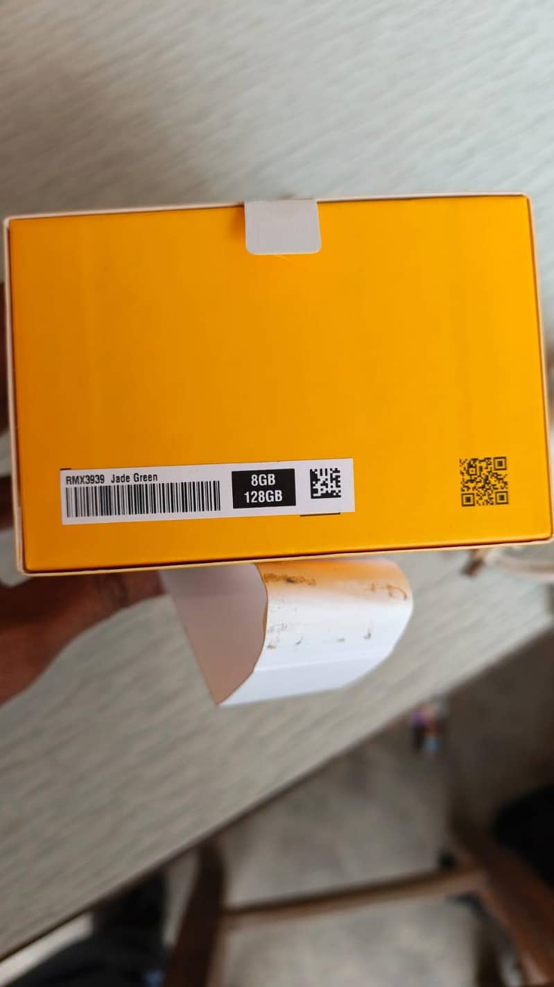 Realme C63 3