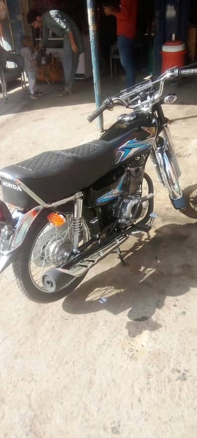 03056509162 bilkul new h Saman para h Tanki tappy wegara har cheez