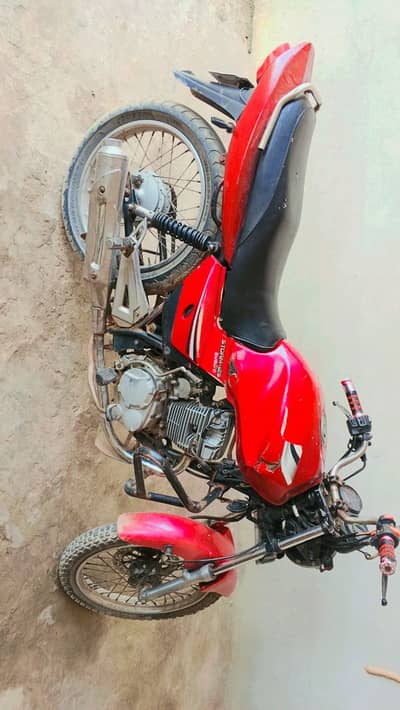 Ravi Piaggio Storm 125 2010 in low price